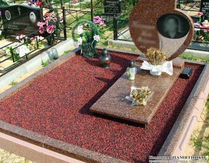 гранитный памятник