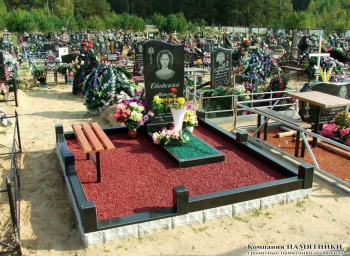 гранитный памятник